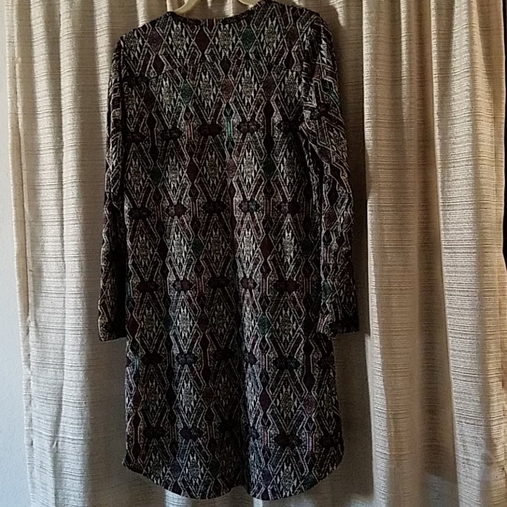Longsleeved Aztec Pattern Cardigan - Picture 4 of 4
